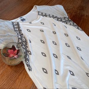 Old Navy Patterned Top